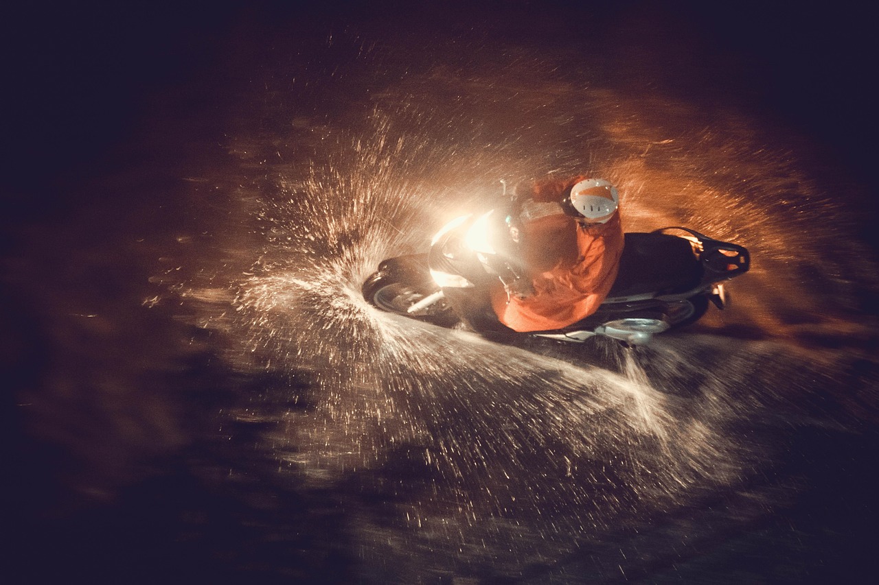 Las mejores chaquetas de moto de invierno e impermeables: 7 para lluvia y frío