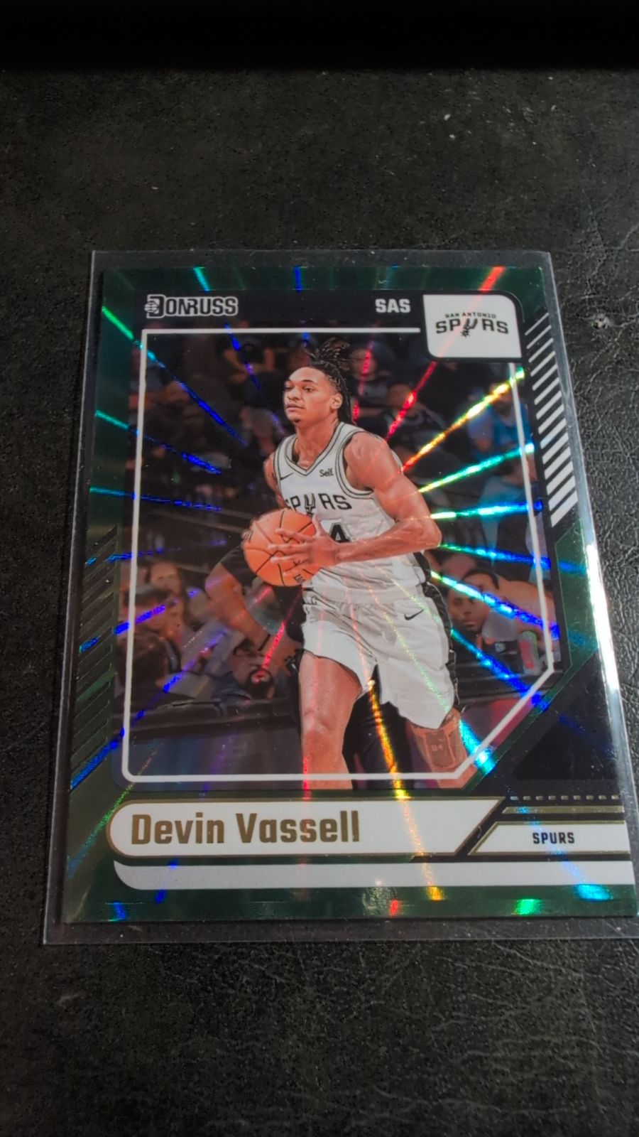 2024 Panini Donruss Devin Vassell Green Laser #194 - Media 1