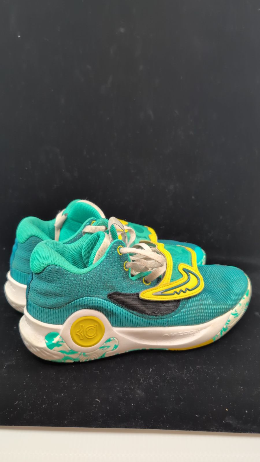 Nike KD Trey 5 VIII GS Teal Yellow - Media 3