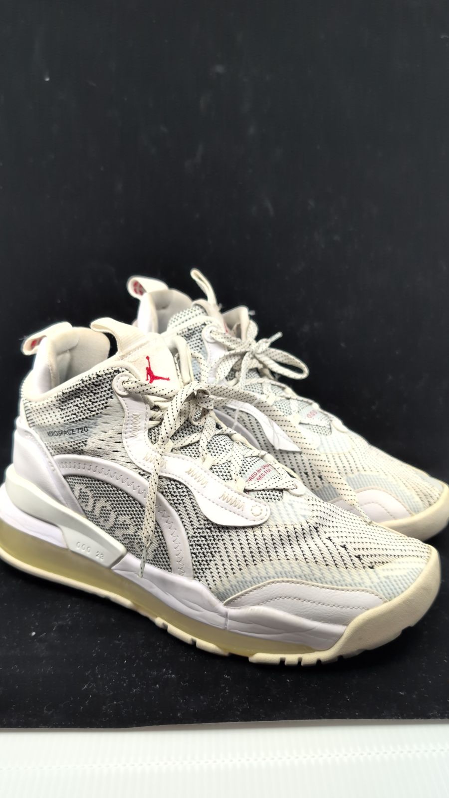 Jordan Aerospace 720 White Gym Red Black