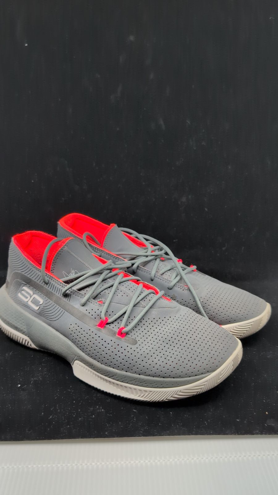 Under Armour Curry 3Zero III Halo Gray Beta Red