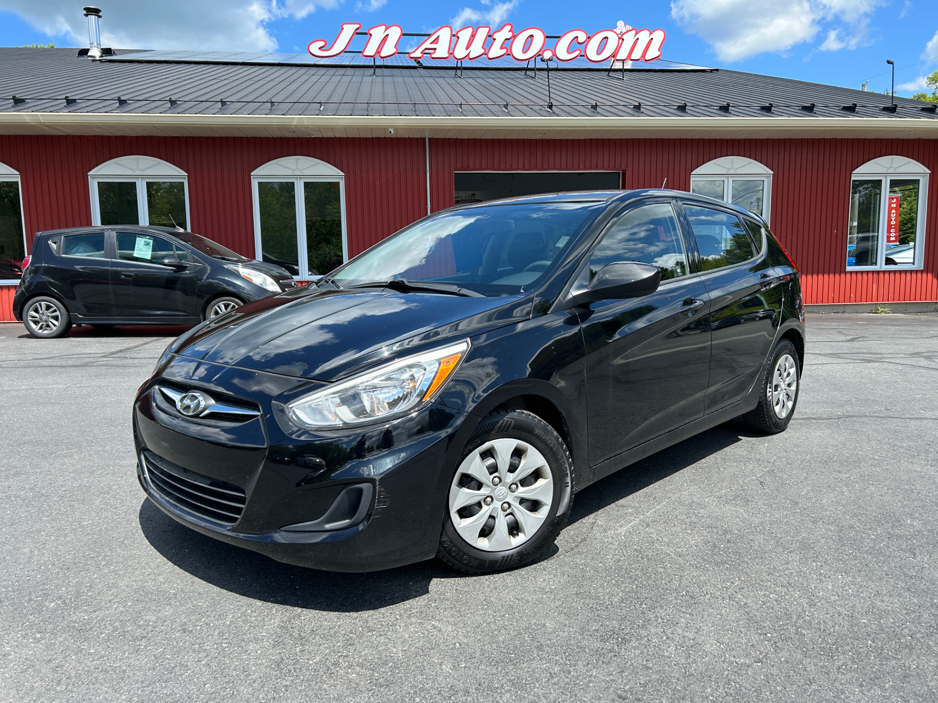 2016 HYUNDAI Accent