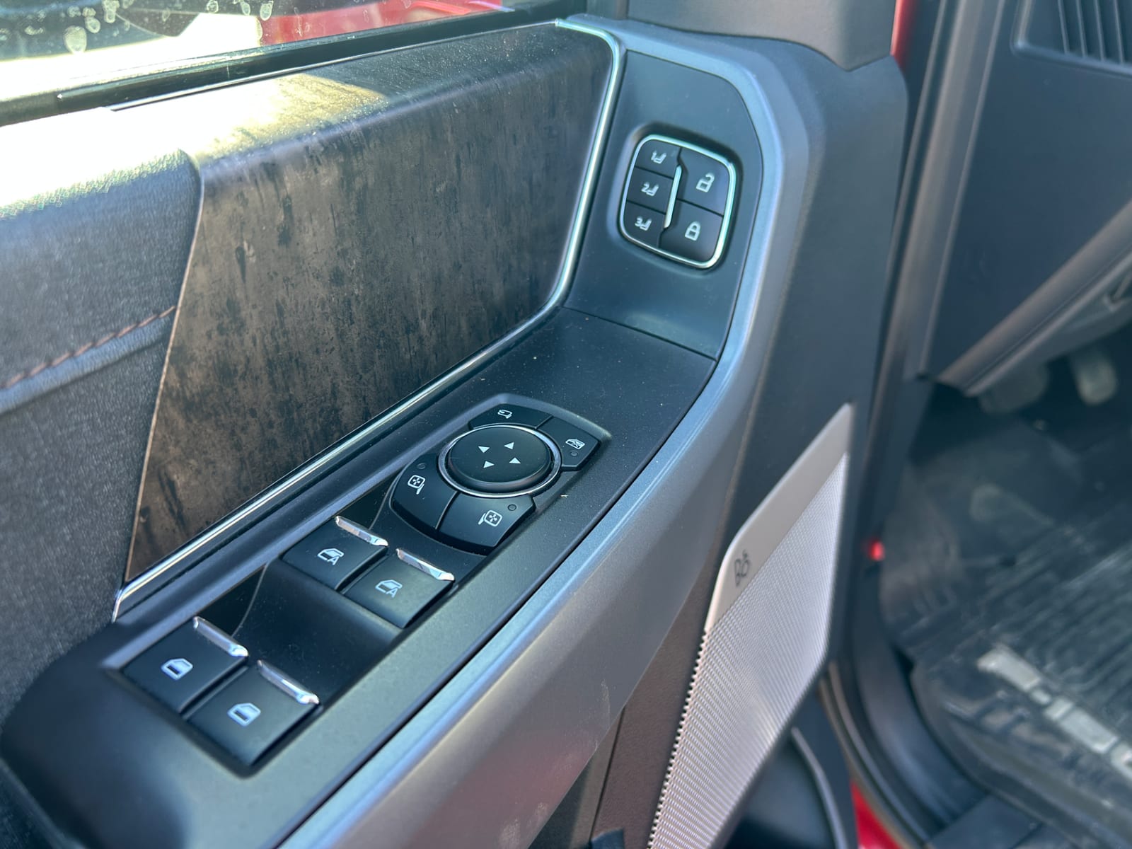2023 FORD F-150 Lightning Lariat Longue range vignette 8