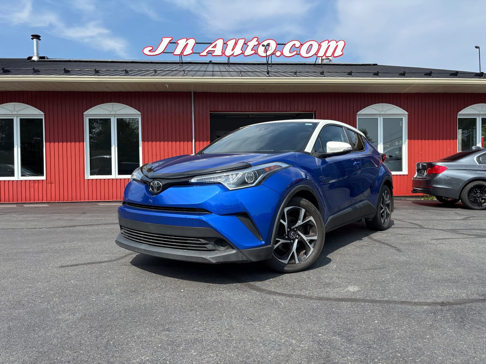 2018 Toyota C-HR XLE Premium