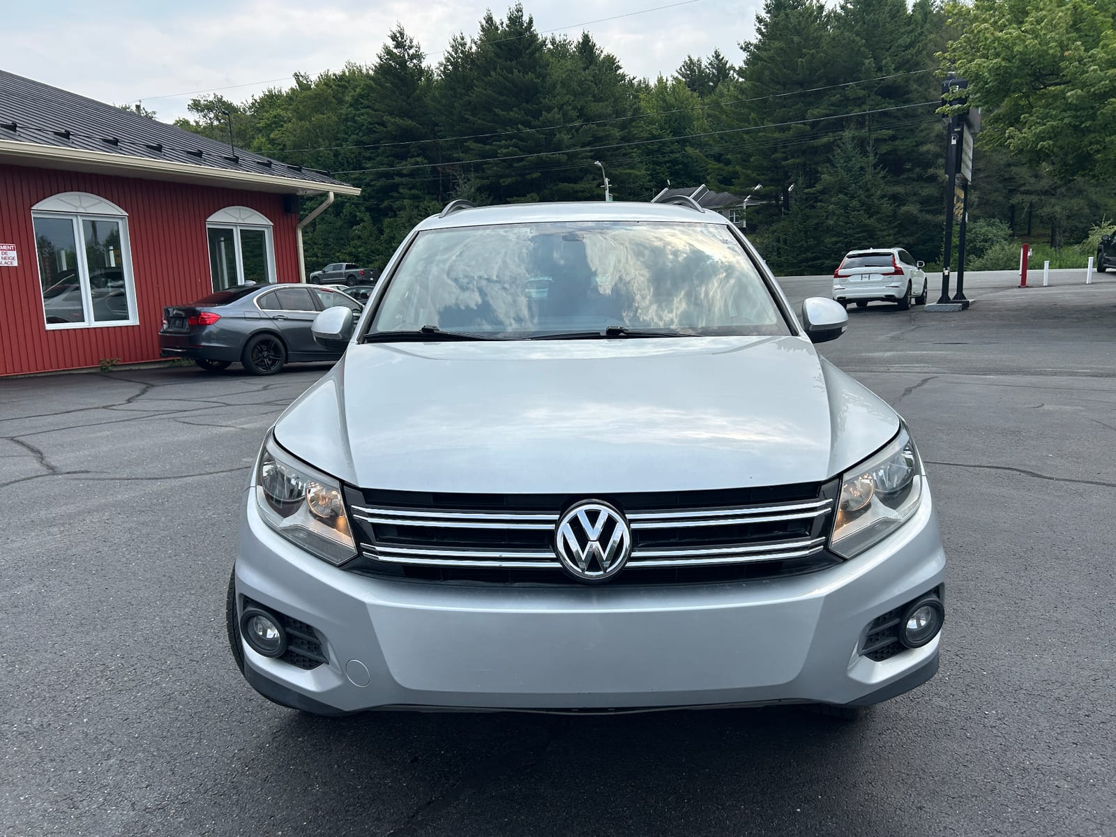 2017 Volkswagen Tiguan ST 2.0 vignette 2