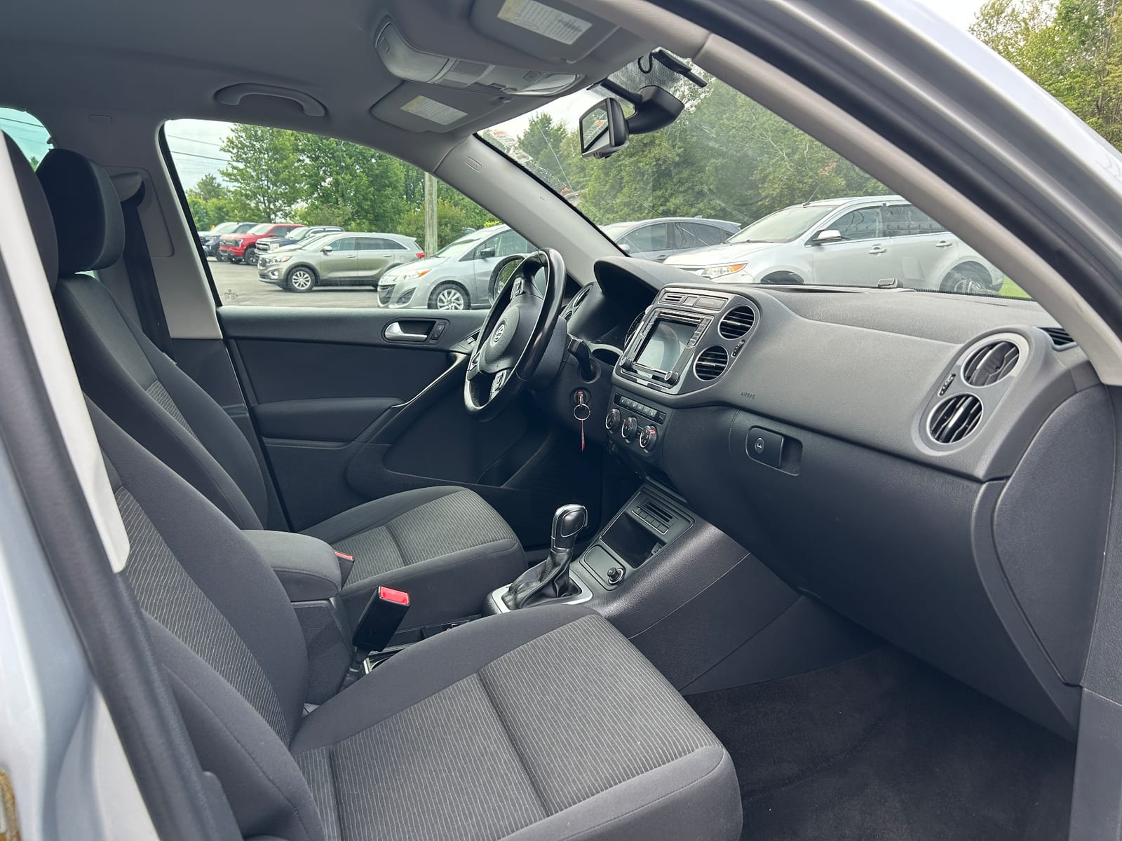 2017 Volkswagen Tiguan ST 2.0 vignette 8