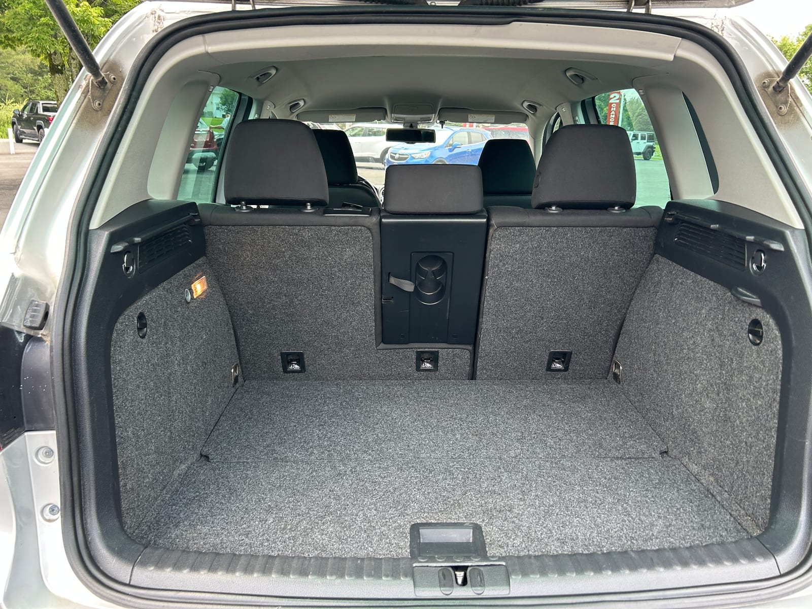2017 Volkswagen Tiguan ST 2.0 vignette 10