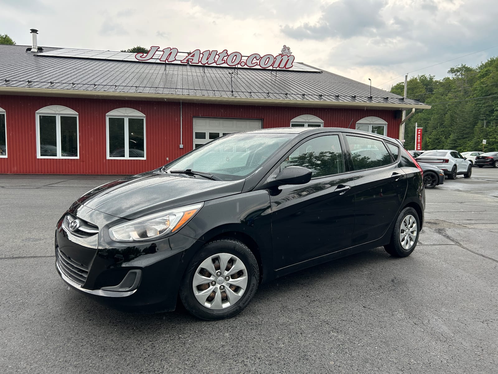 2017 HYUNDAI Accent Hatchback