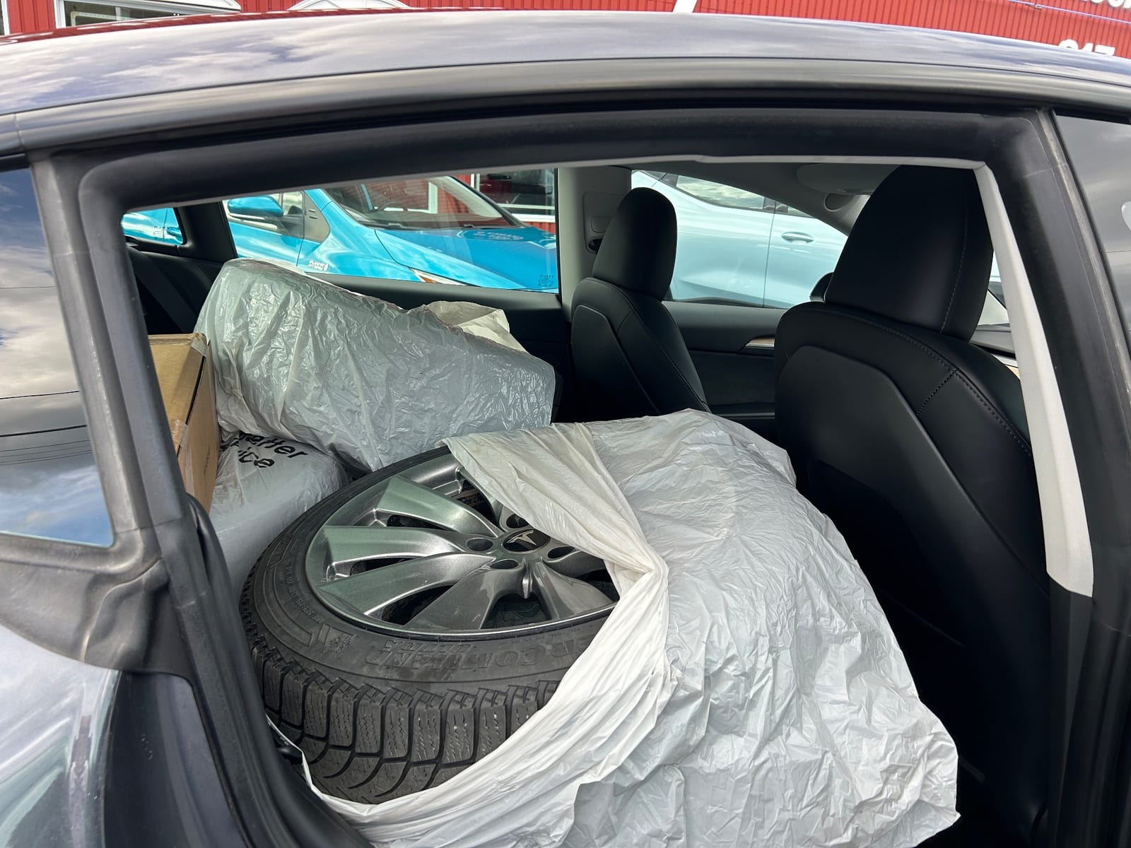 2023 tesla 3 LR AWD vignette 7