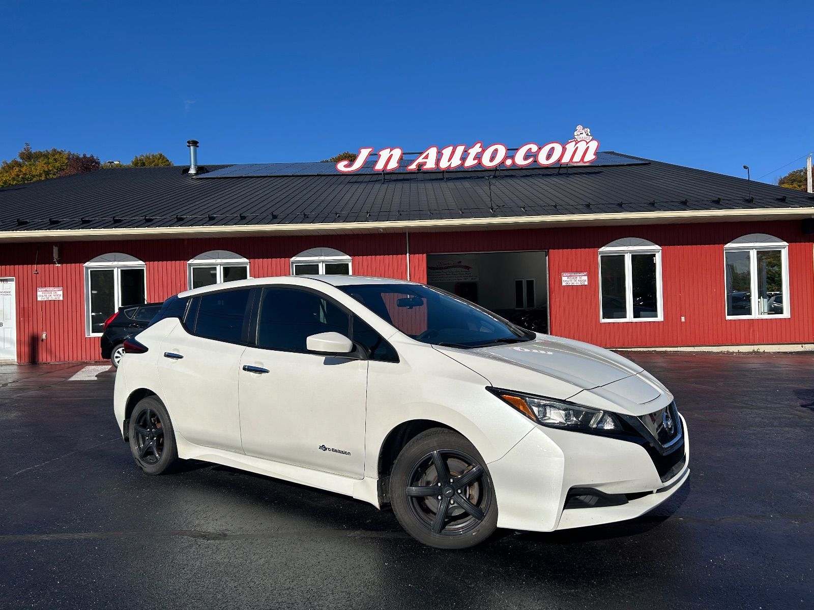 2018 NISSAN Leaf S