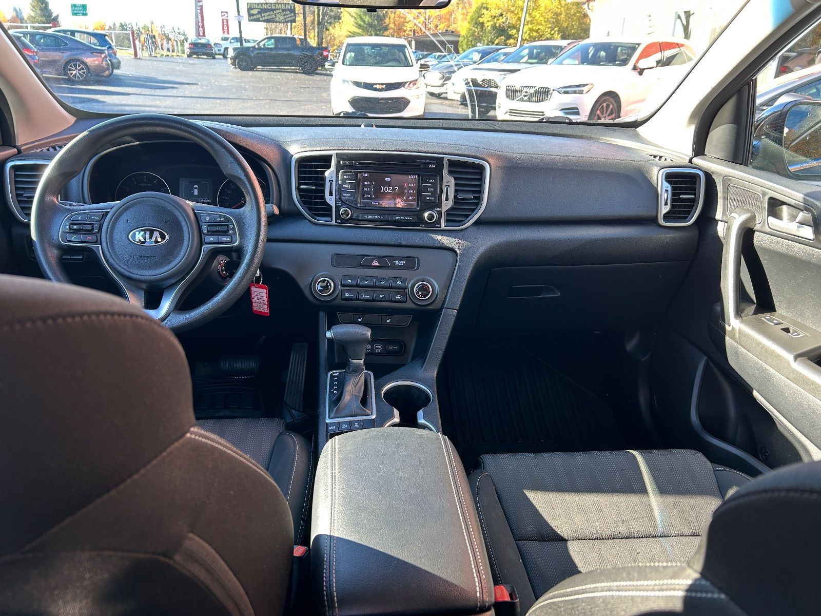 2017 KIA Sportage LX AWD vignette 7