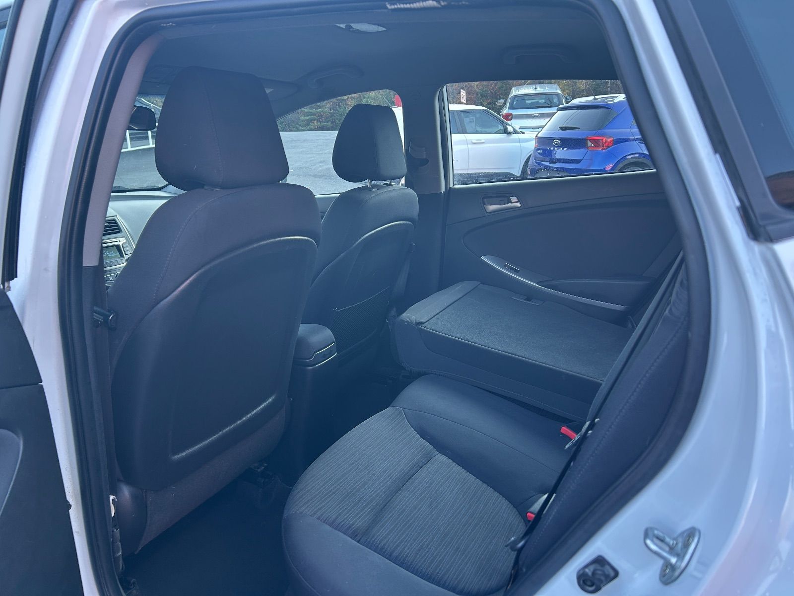 2017 HYUNDAI Accent SE vignette 11
