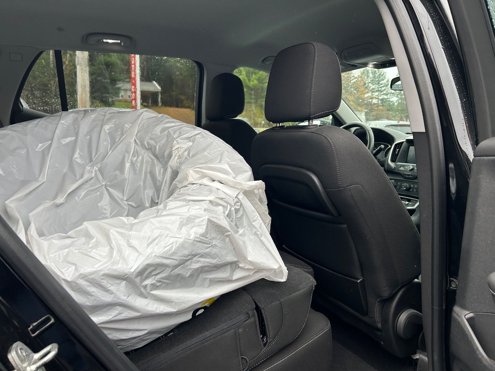 2022 GMC Terrain SLE AWD vignette 10