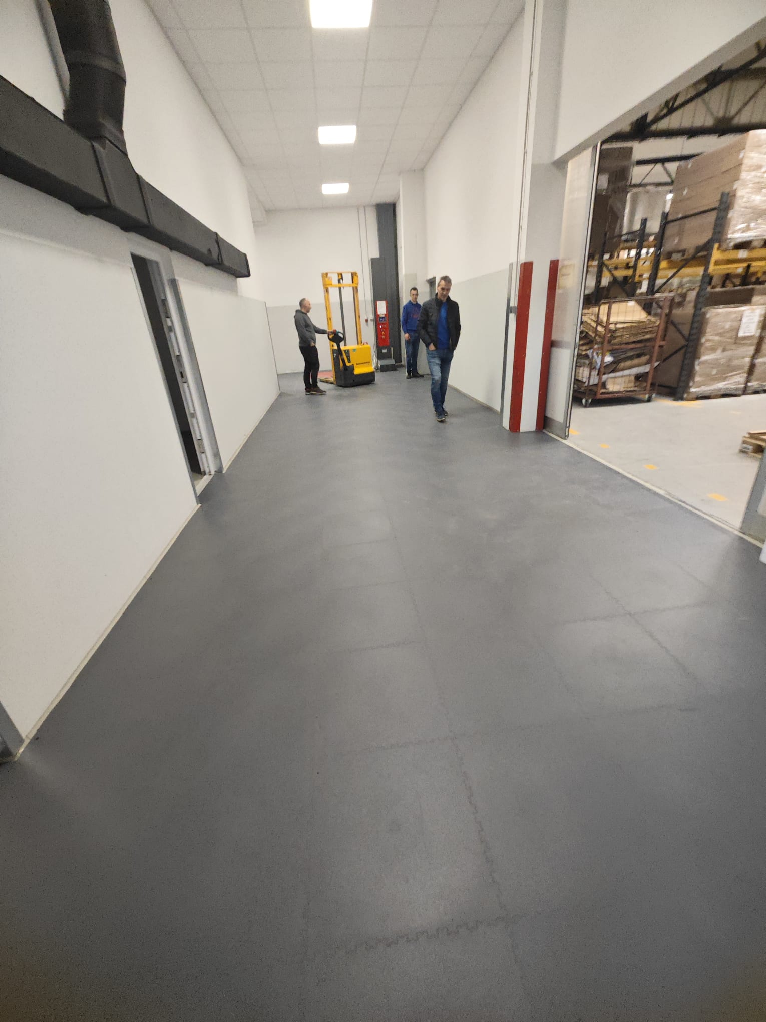 STATUS Metlika 400 m2
