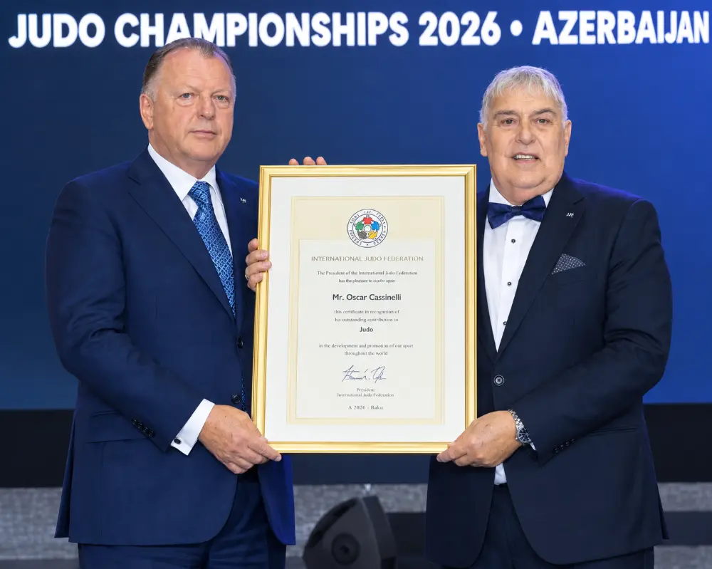 Oscar Cassinerio fue nombrado Miembro Honorario de la Federación Internacional de Judo