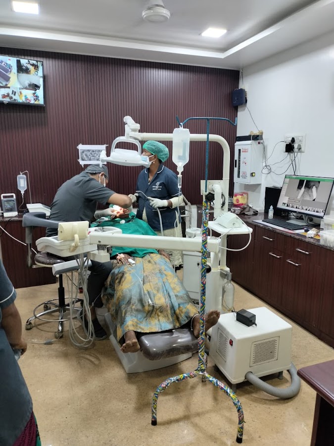 Dr Prasanth's Royal Dental Care and Implant Center in Erode photo 3