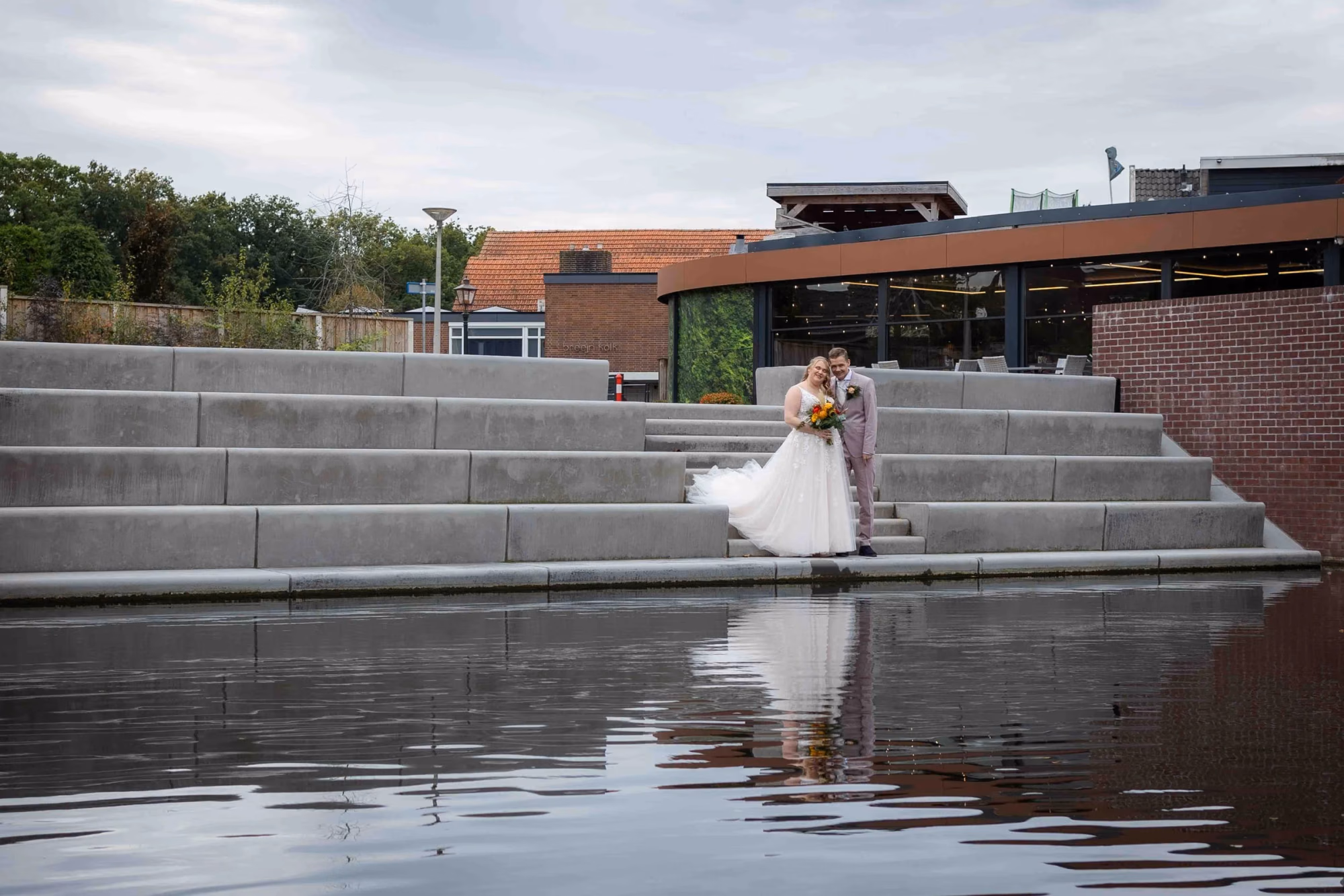 Aan het water
