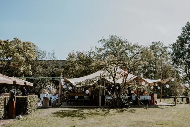 Receptie-Ceremonie-Huwelijk-Buiten-Twente