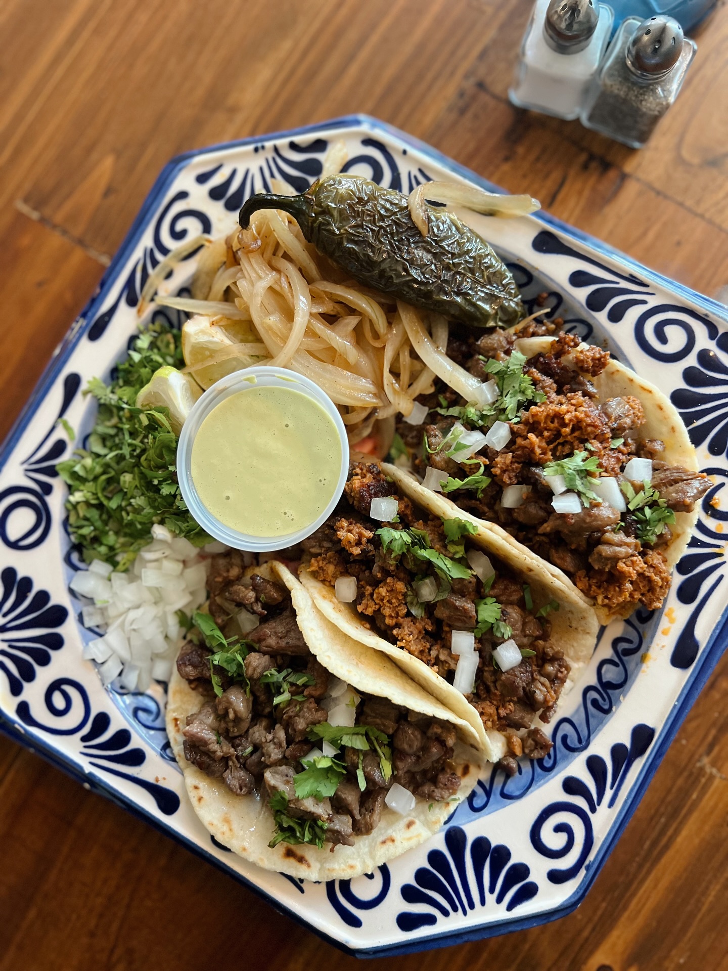 Restaurant neon sign