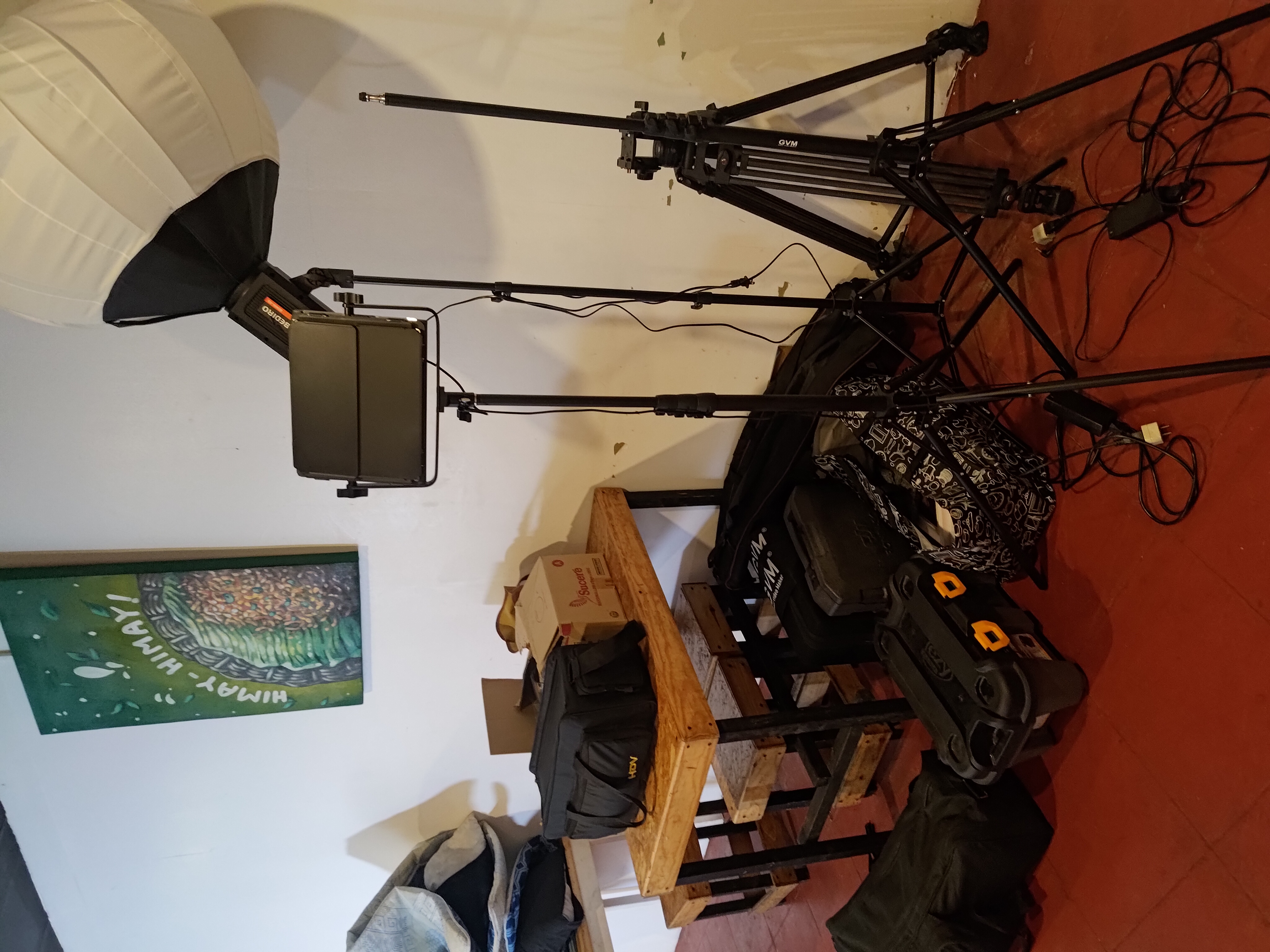 Behind the scenes shot 2