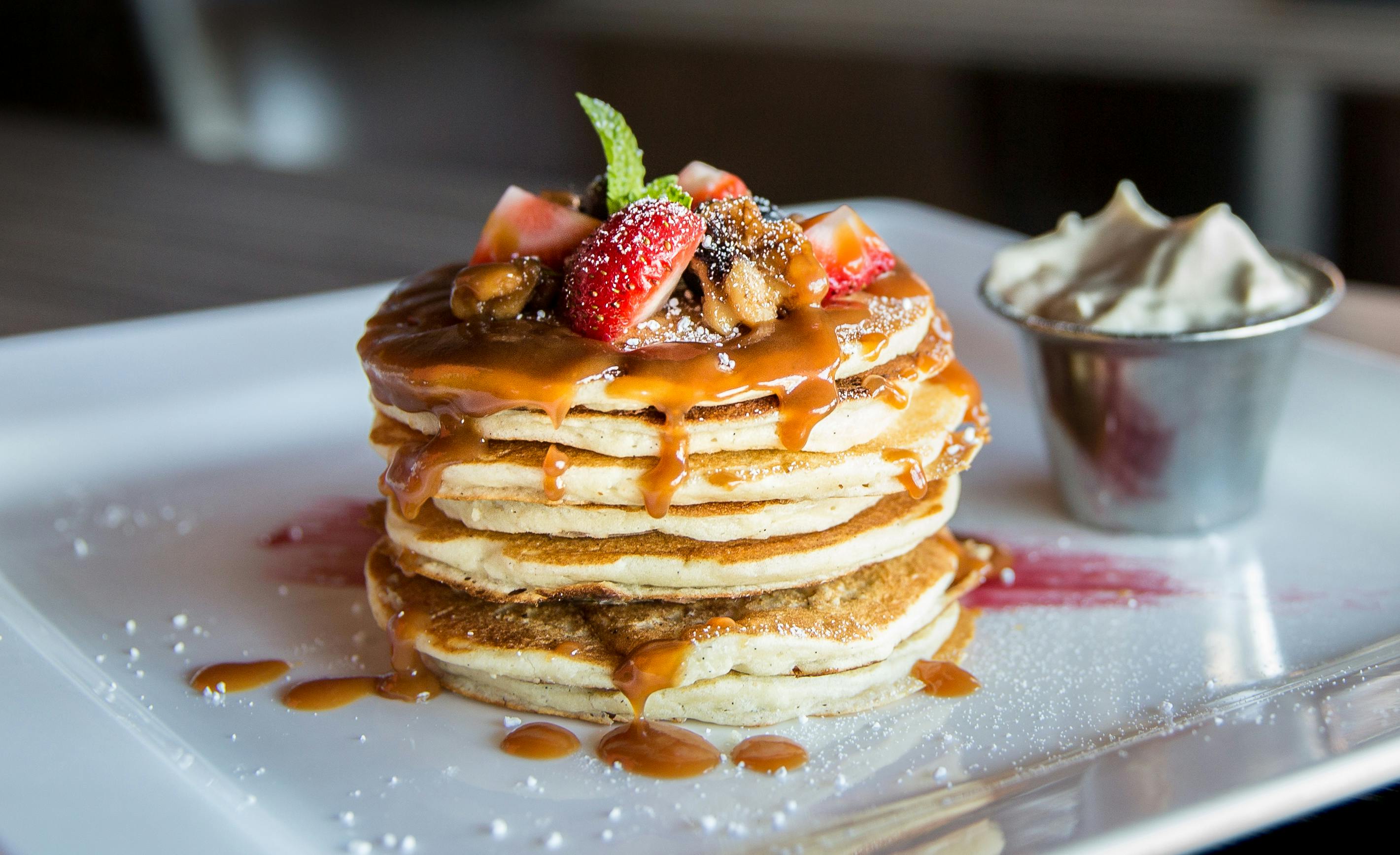 Buttery Pancakes with Caramel Sauce and Fresh Strawberries