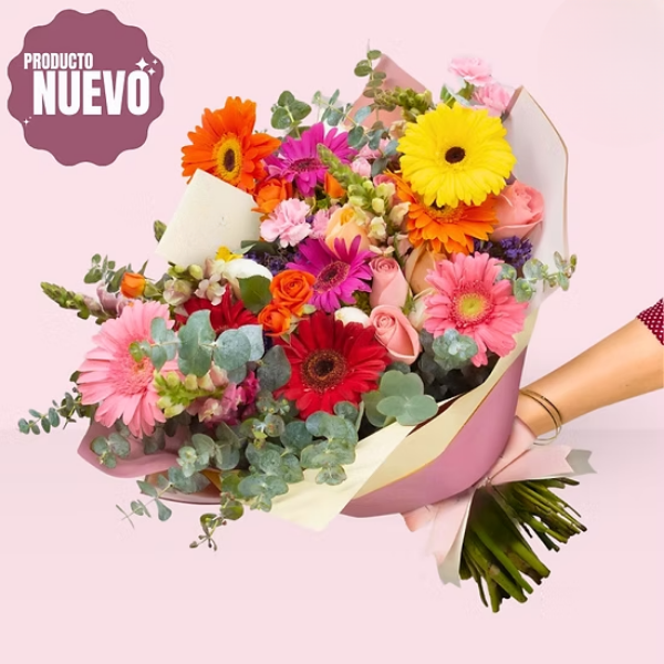 Gerberas, perritos, rosas y claveles de colores en ramo