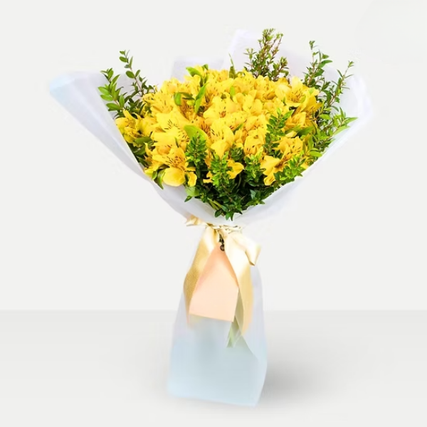 Ramo de astromelias amarillas