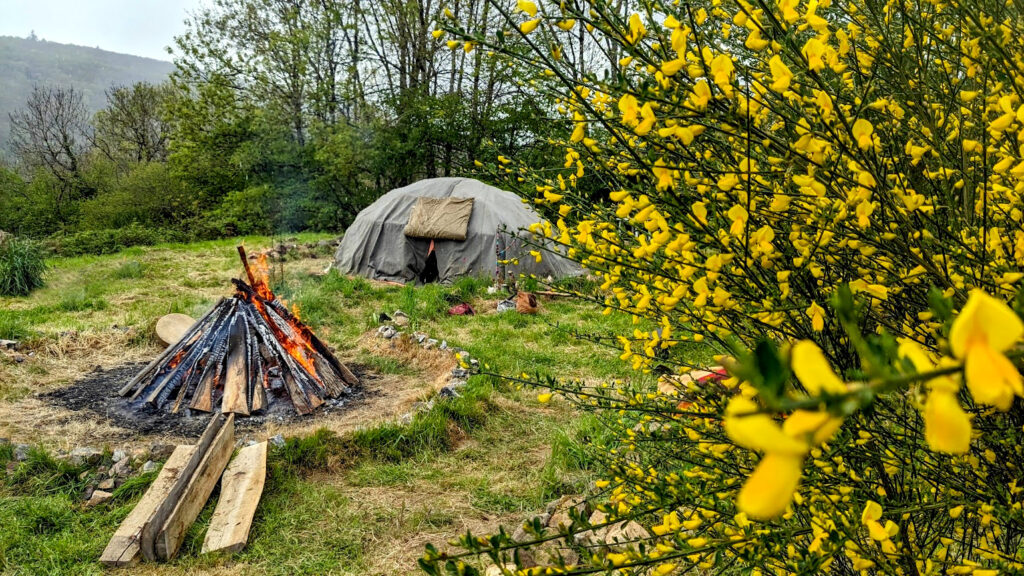 Hutte de Sudation (Inipi, sweet Lodge, temascal ) dans le Parc Naturel du Morvan
