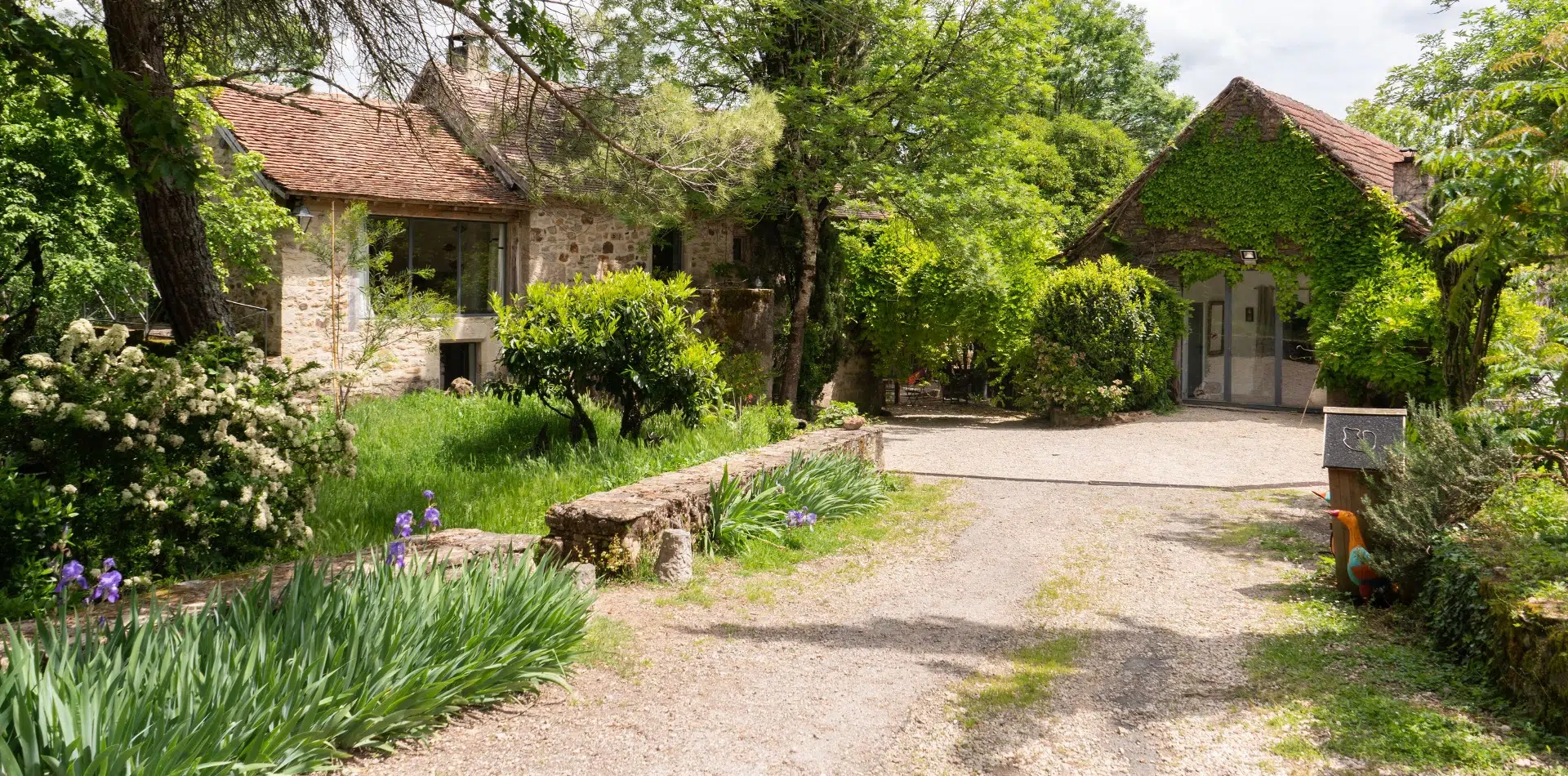 Le Champ des Murmures - Lieu de retraite à Castanet, France