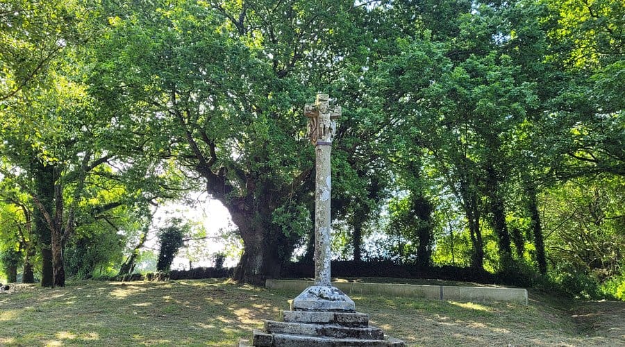 Wegkreuz von Os Lameiros