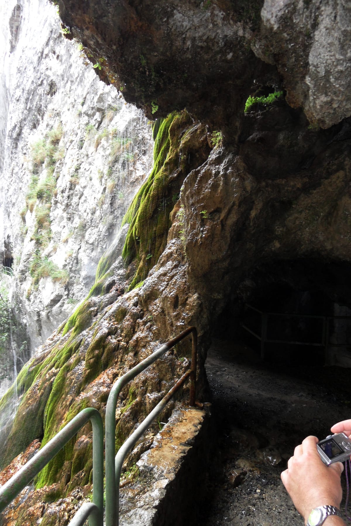 Die Tunnel und die Göttliche Schlucht