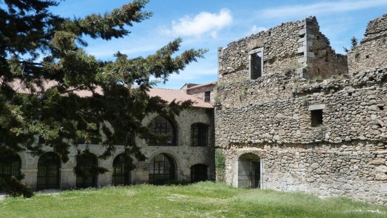 Convento carmelita de El Piélago