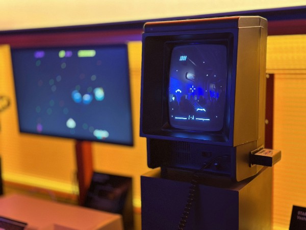 2D Particle Simulator app background