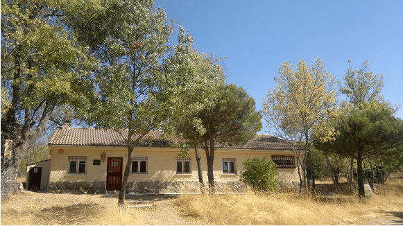 Albergue Juvenil La Cabaña de Luis Pinilla ubicado en Madrid