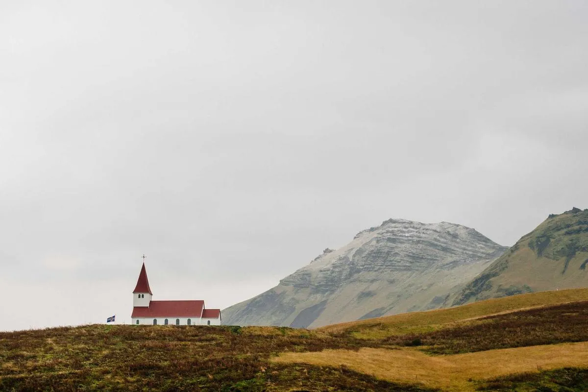 CRSL Land Festival 2025 Digelar di Jogja, Ada .Feast dan Hindia di Hari Pertama