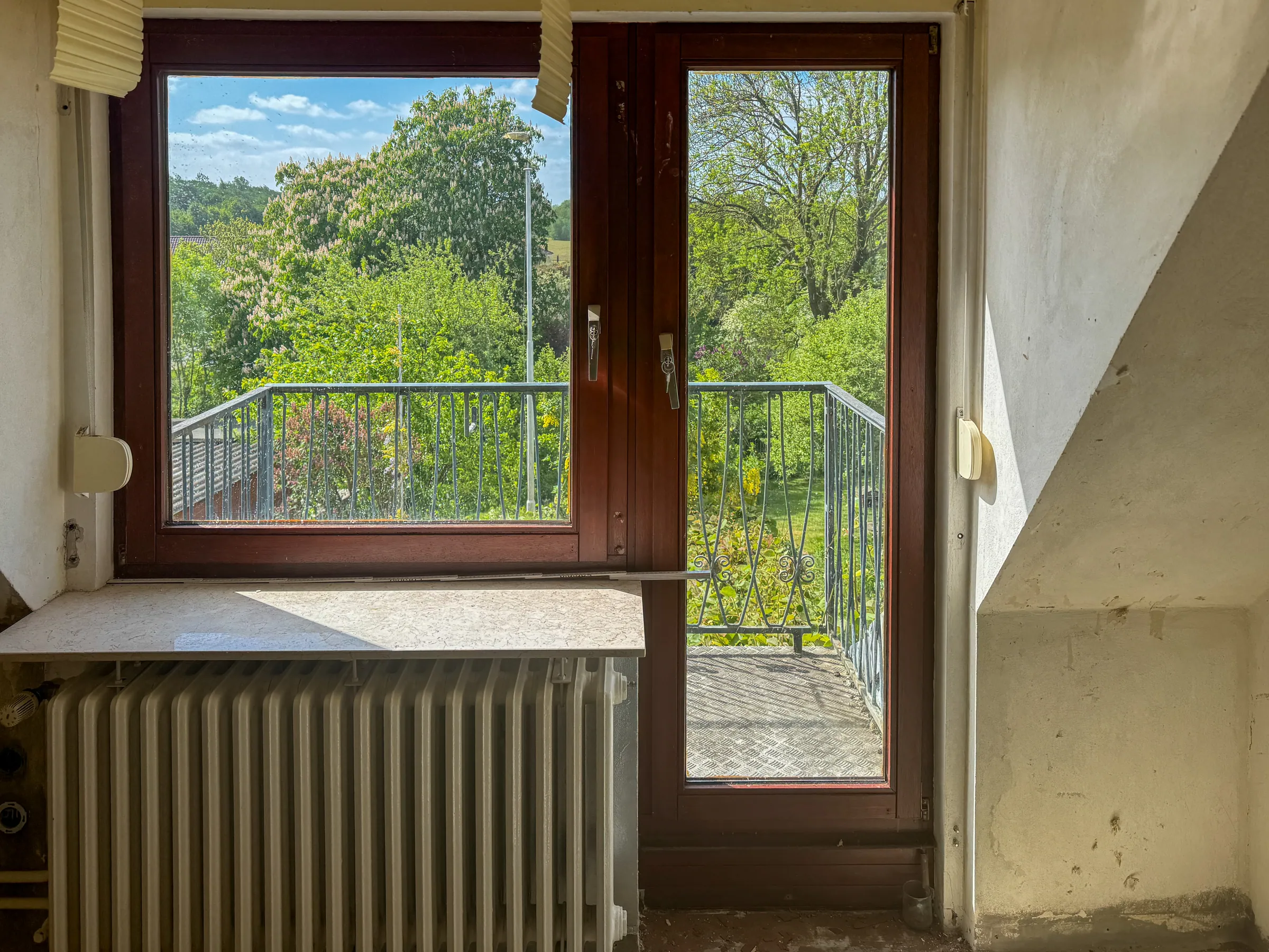 Privathaus in Kiel 2 - Zustand Vorher - Veraltete Fensterprofile