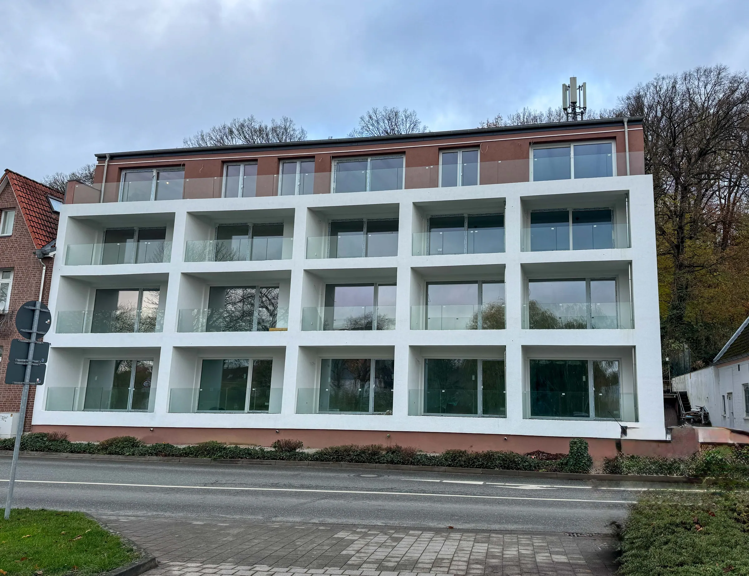 Mehrfamilienhaus in Mölln - Referenz für Fenstermontage in Mölln, S-H