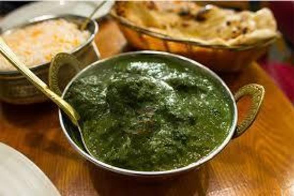 Palak Chicken - Mother India Fremantle Indian Takeaway