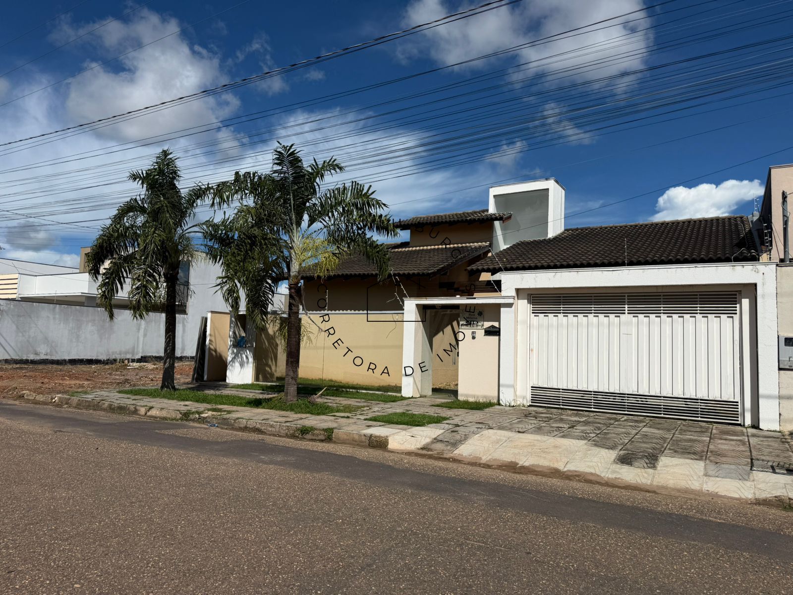 CASA A VENDA NO FLORENÇA PERTO DA FASIPE 