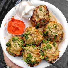 Mast Paneer Momos
