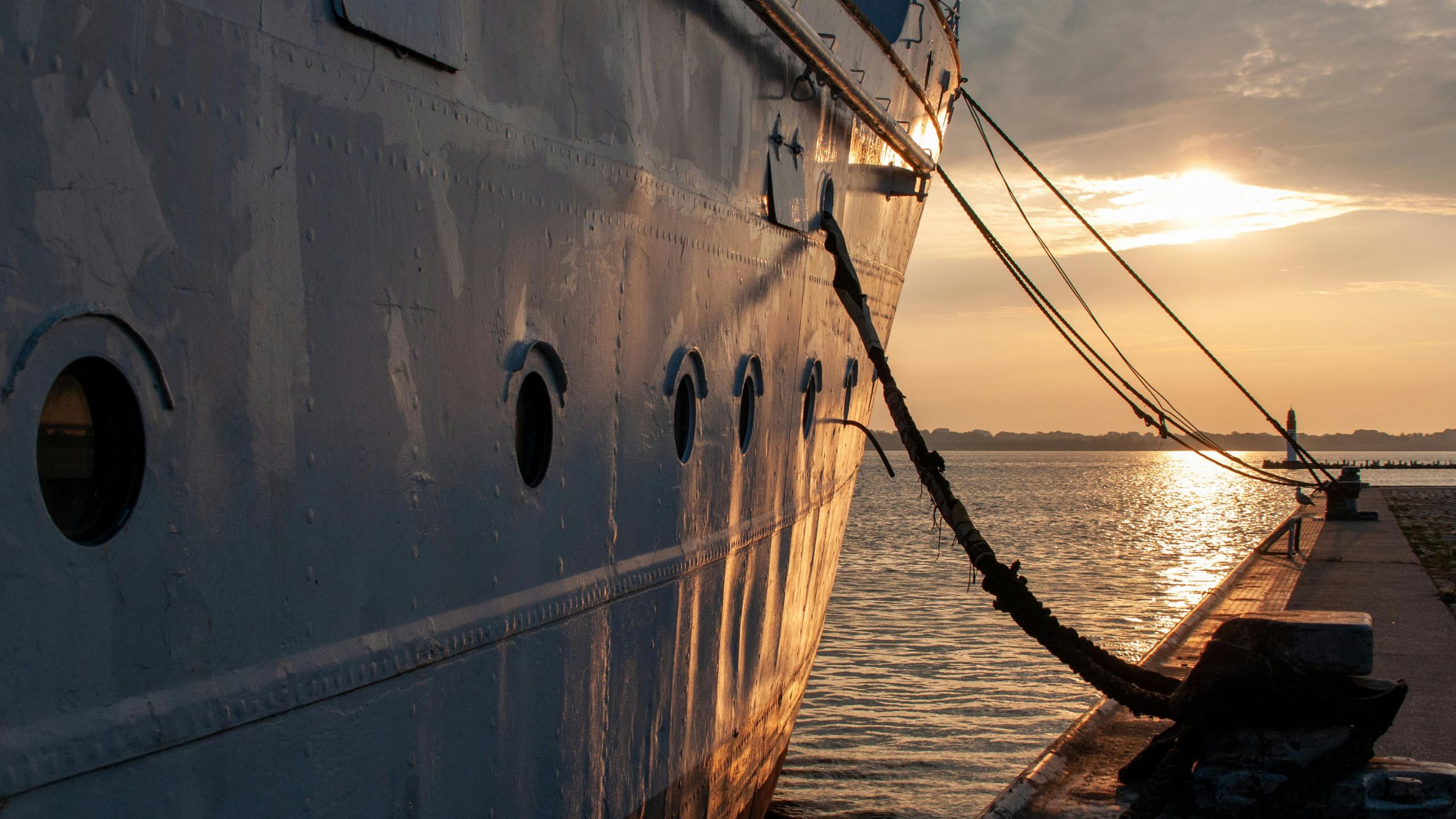 Beyond the Beach: Why the "Cradle-to-Cradle" Model is the Future of Global Shipping