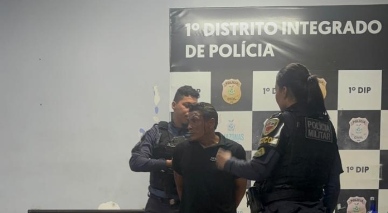 Homem é preso por importunação sexual em supermercado de Manaus e é descoberto com mandado por roubo
