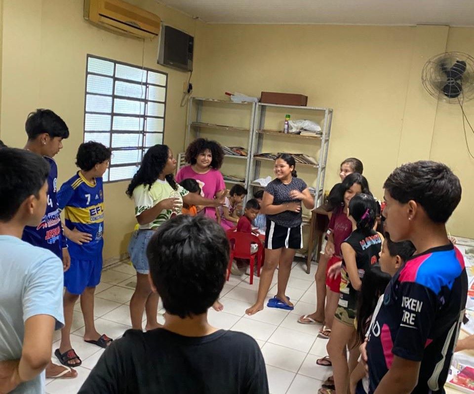 Espetáculo 'Um Sonho de Natal' encerra Oficinas de Teatro do Oprimido em Manaus com Apoio Cultural do Estado