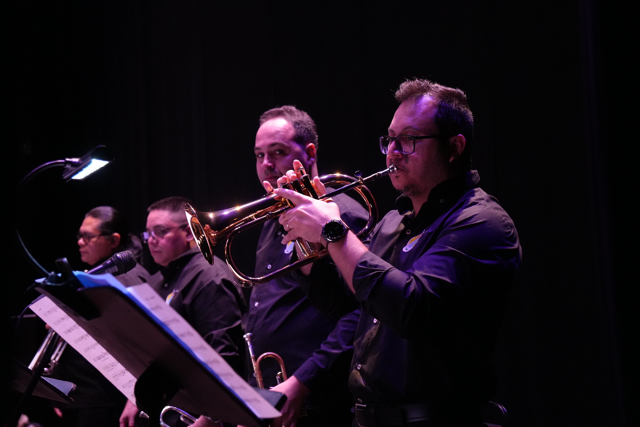 Espetáculo “Jazz Natalino” traz releituras de clássicos em apresentação no Teatro Amazonas