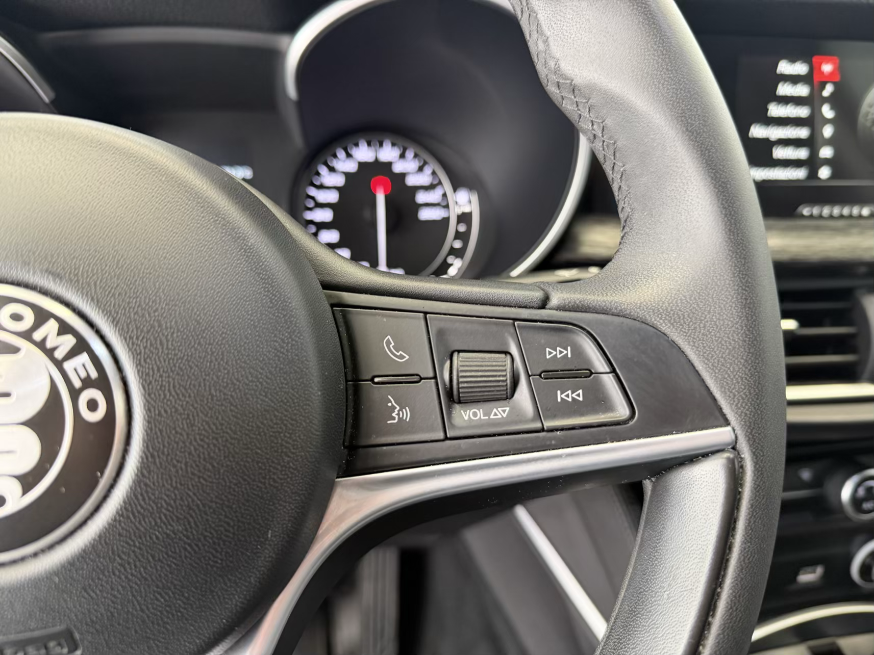 Alfa Romeo Stelvio Q4 