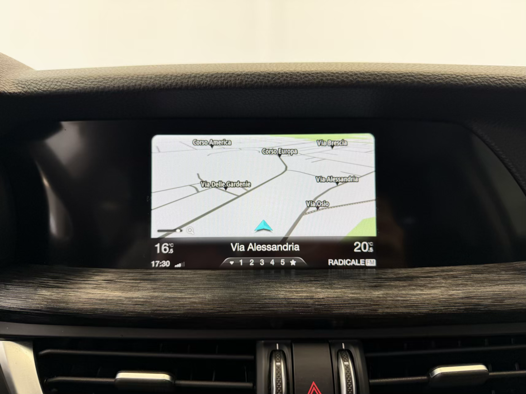 Alfa Romeo Stelvio Q4 