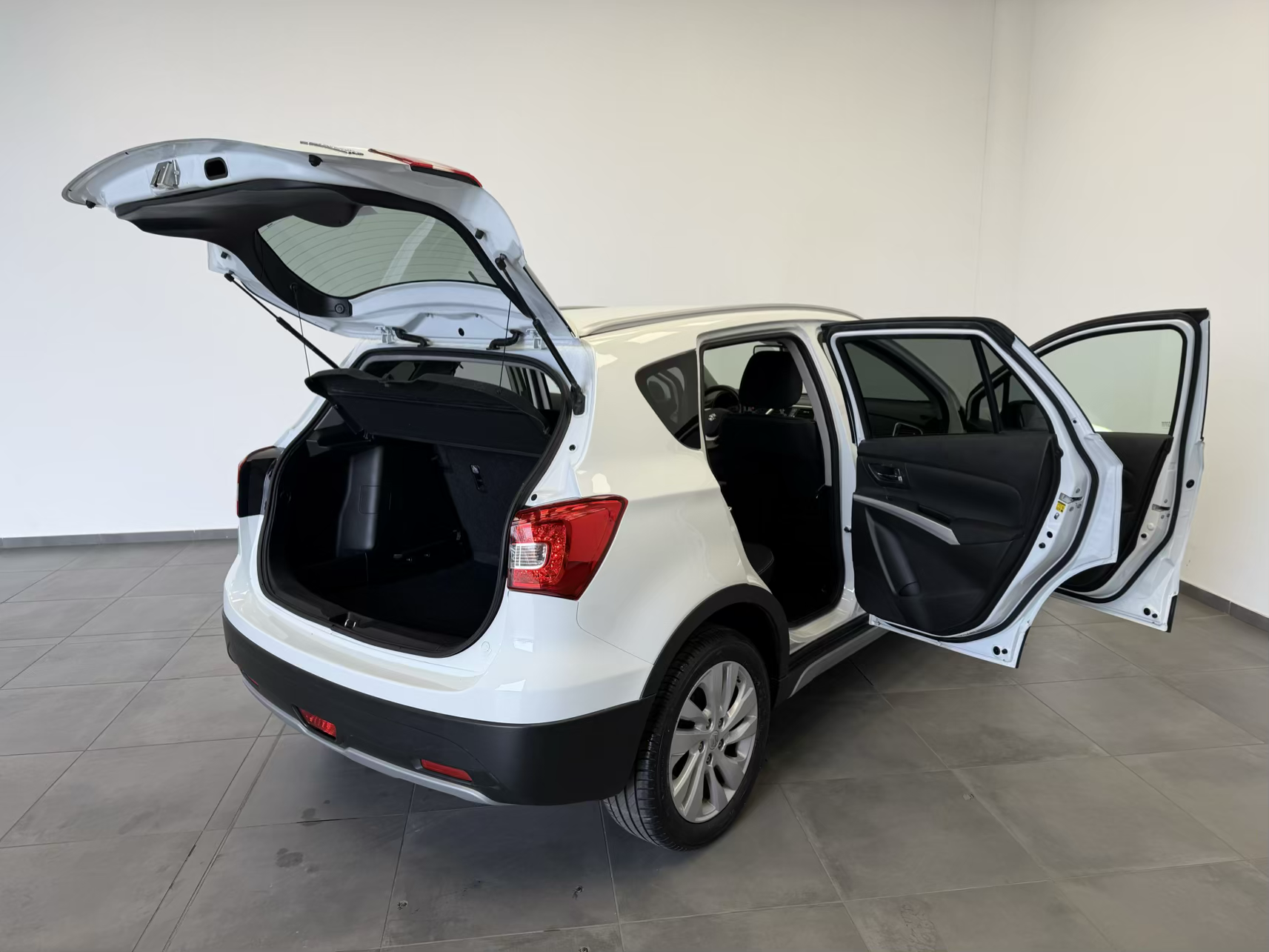 Suzuki S-Cross