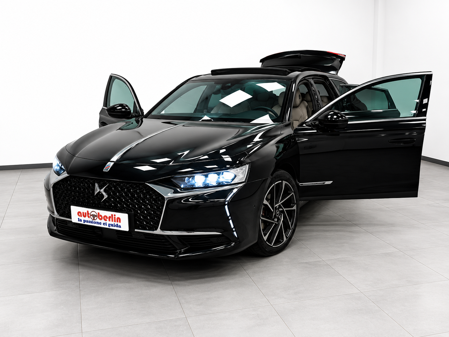 DS 9 Opera Premiere PHEV