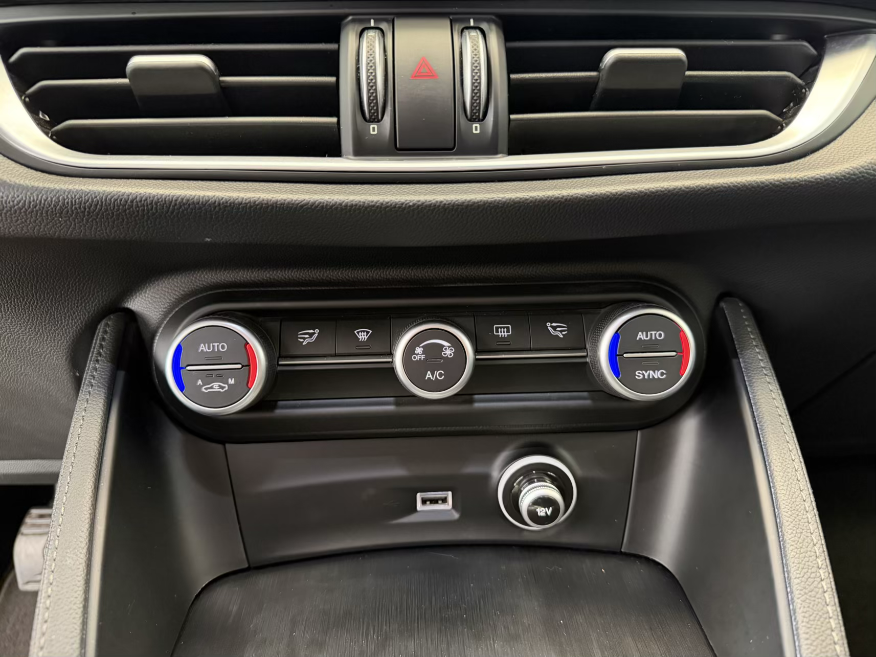 Alfa Romeo Stelvio Q4 