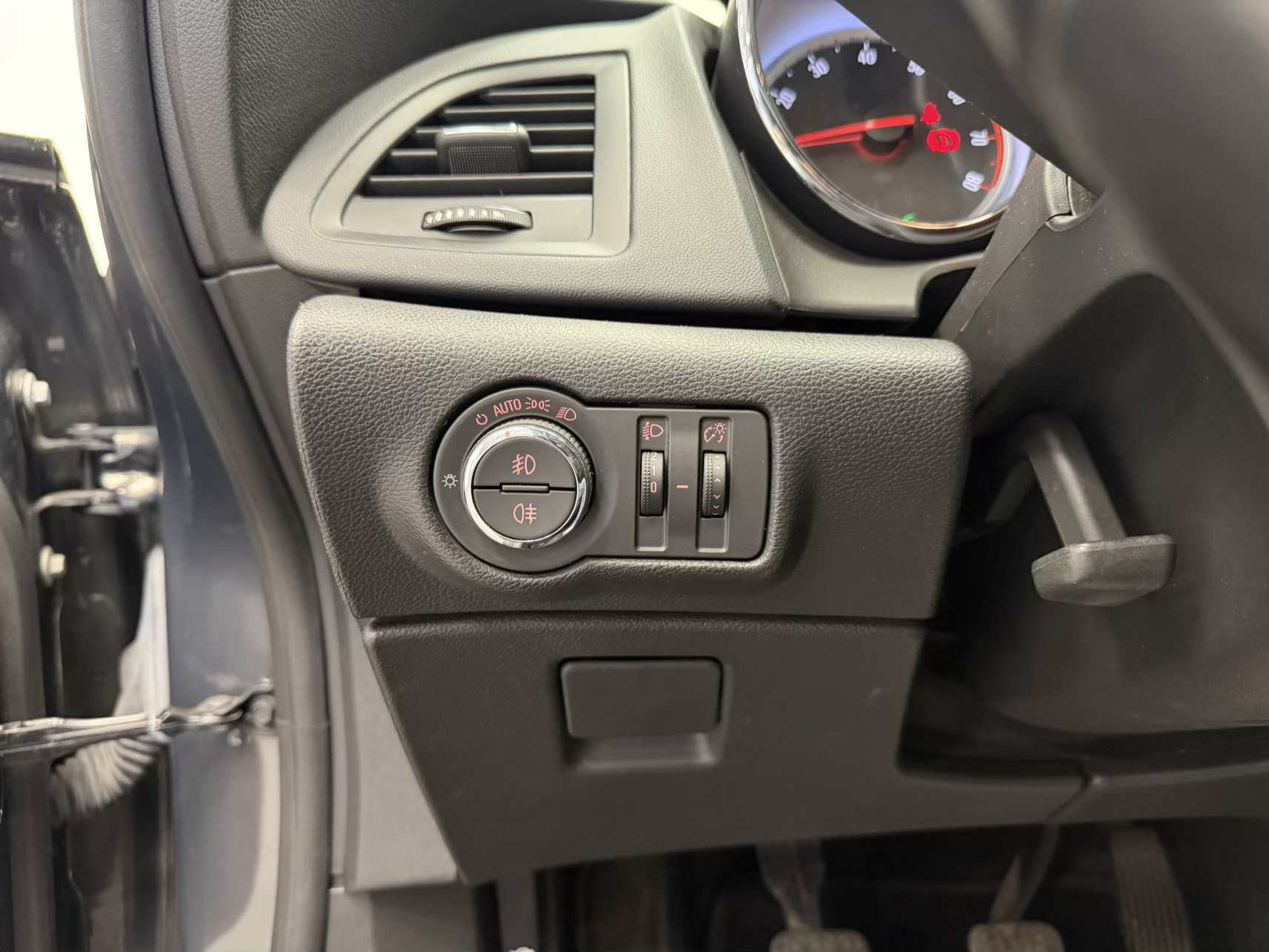 Opel Astra Sports Tourer Bi-fuel